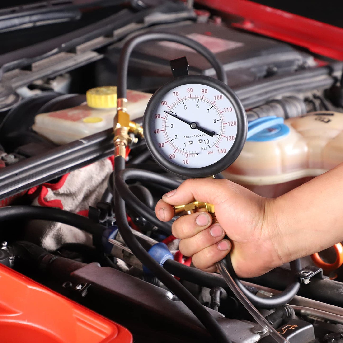 Fuel Injection Pressure Tester – 0-140 PSI – Automotive Fuel System Gauge – Engine Diagnostic Tool
